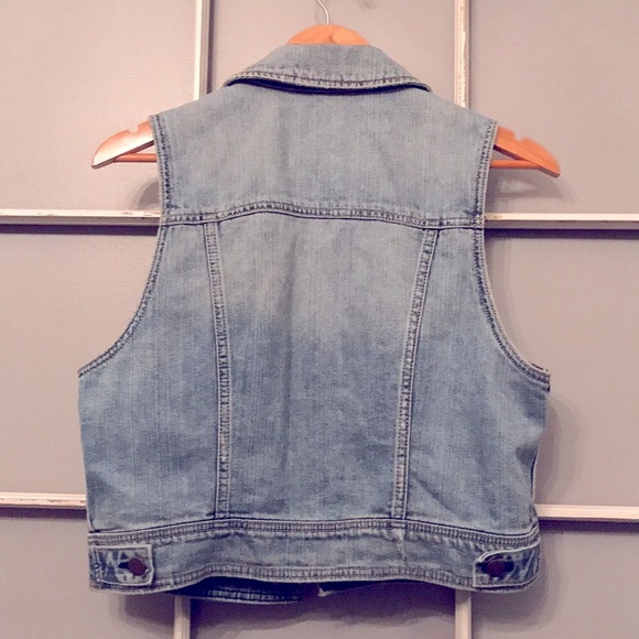 American Eagle Denim Vest - Picture 4 of 6